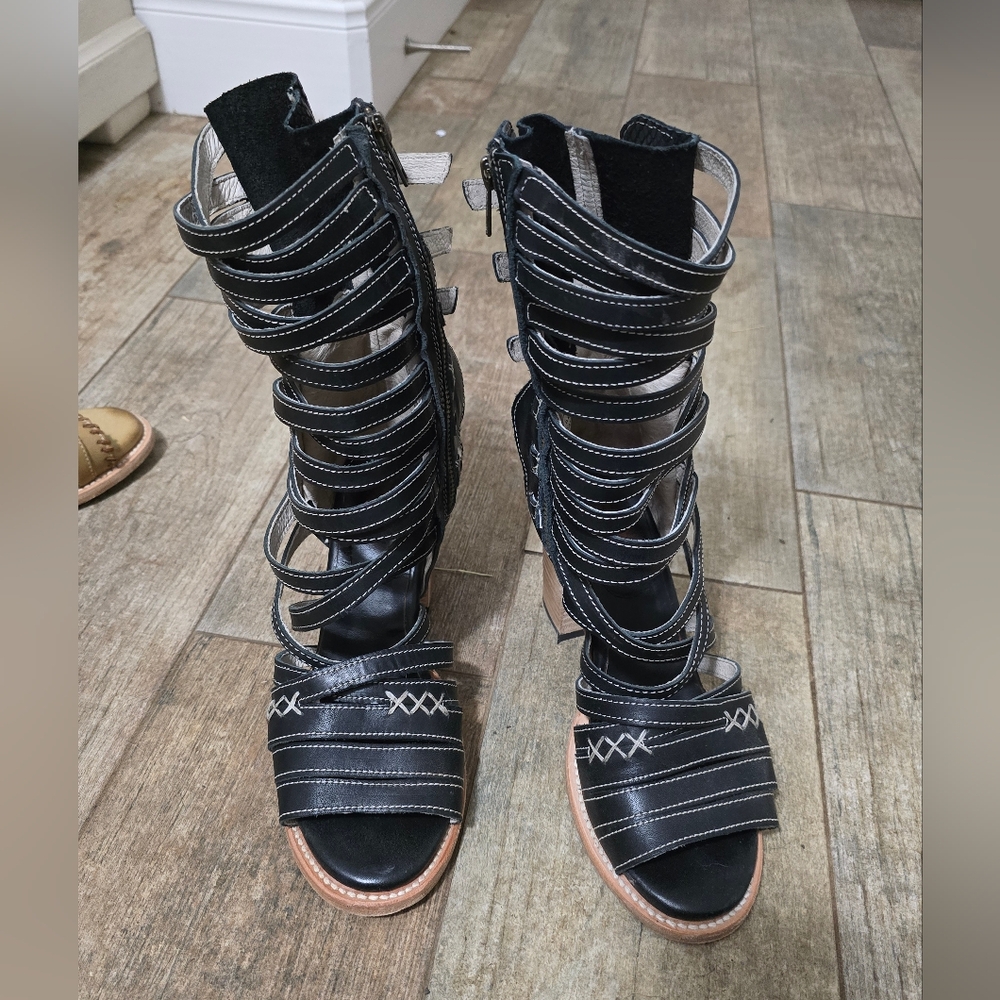 Freebird Makayla - Black, Size 8, Worn Once!